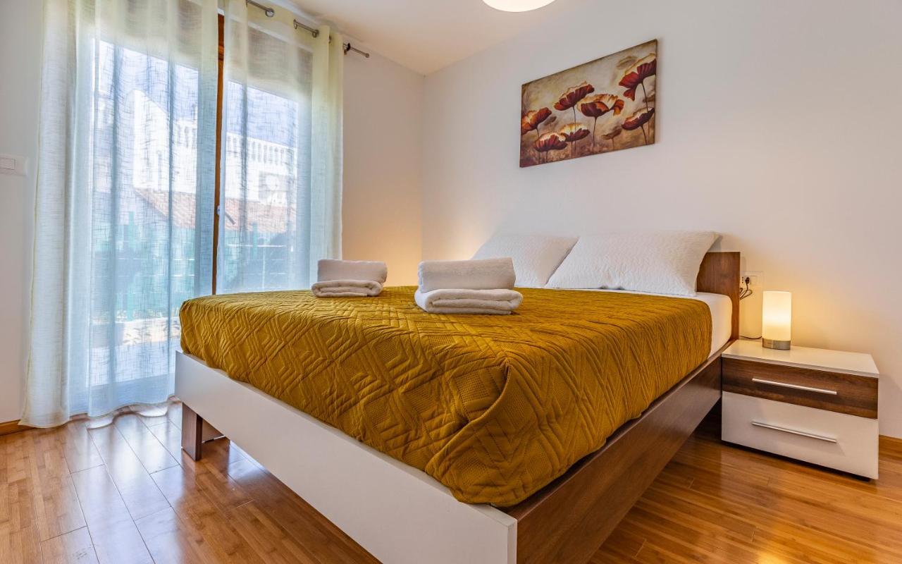 Apartment Blue Pula, New, Family Friendly, Comfortable, Free Parking And Wifi Zewnętrze zdjęcie