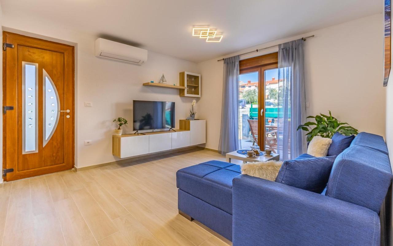 Apartment Blue Pula, New, Family Friendly, Comfortable, Free Parking And Wifi Zewnętrze zdjęcie